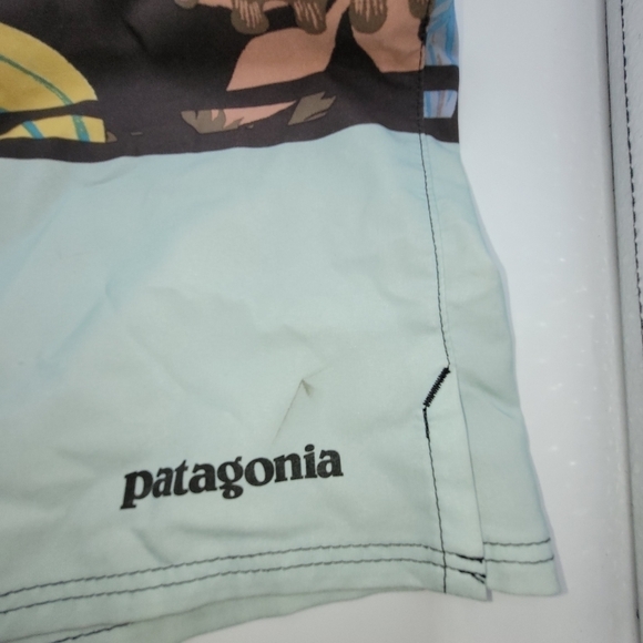 Patagonia Stretch Planing Swim Short Size 32 - Picture 6 of 16